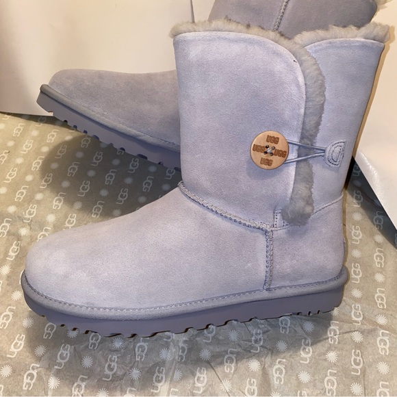 UGG Shoes - UGG Boots size 10 New in original box